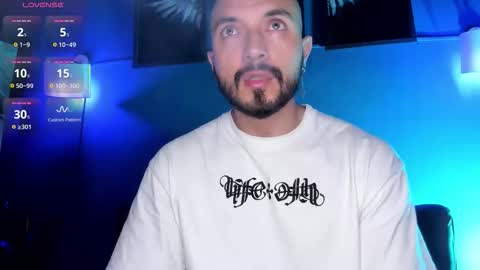Snapshot of damian_knight_ chatting on September 27, 7:41 pm Damian online show from September 27, 7:41 pm