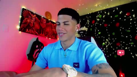 Damian online show from January 3, 9:04 am