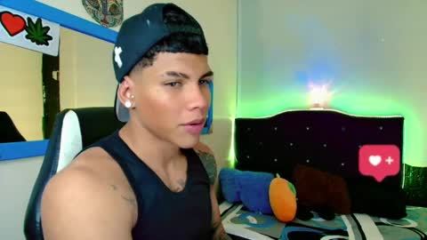 Damian online show from February 5, 1:04 am