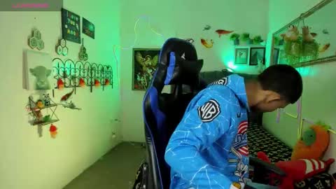 Damian online show from January 19, 2:59 am