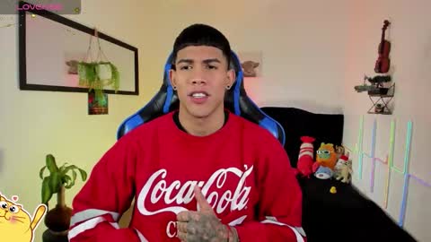 Snapshot of damian_latinxxx chatting on February 28, 7:15 pm Damian online show from February 28, 7:15 pm