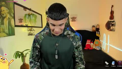 Snapshot of damian_latinxxx chatting on March 25, 2:39 am Damian online show from March 25, 2:39 am