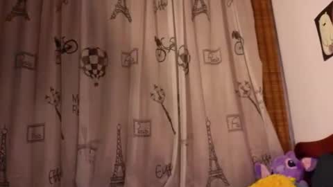 Snapshot of damian_n_lissa chatting on February 18, 2:07 am damian_n_lissa online show from February 18, 2:07 am