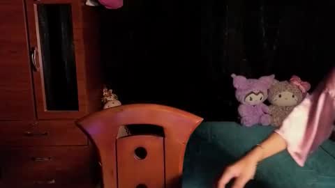 Snapshot of damian_n_lissa chatting on April 4, 11:35 pm damian_n_lissa online show from April 4, 11:35 pm