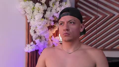 Snapshot of damian_noir chatting on March 22, 6:00 pm damian_noir online show from March 22, 6:00 pm