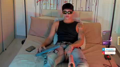 damian key online show from November 4, 7:02 pm