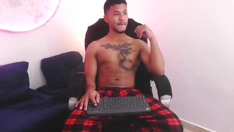 instagram damiannreed. online show from October 9, 4:21 am