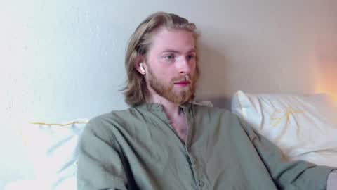 damien_diamond online show from January 12, 11:47 pm