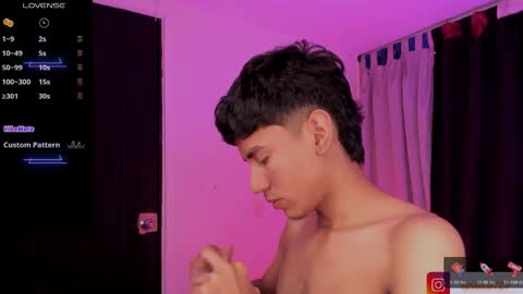 Snapshot of damien_howard chatting on March 30, 1:28 am Levin online show from March 30, 1:28 am