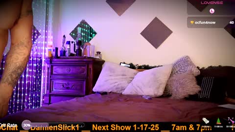 Snapshot of damienslick chatting on January 17, 4:17 am Damien Slick online show from January 17, 4:17 am