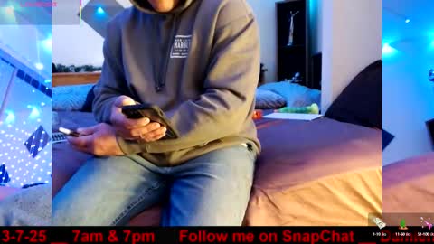 Snapshot of damienslick chatting on March 9, 4:38 am Damien Slick online show from March 9, 4:38 am