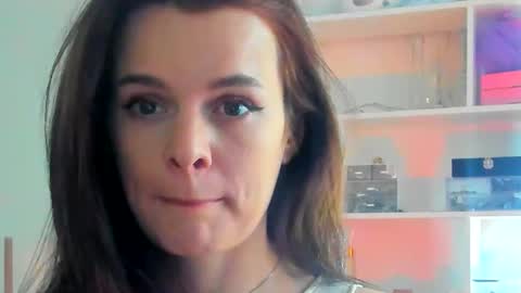 Snapshot of damla5656 chatting on February 6, 10:51 am damla5656 online show from February 6, 10:51 am