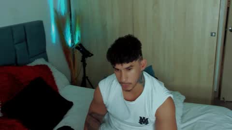 Snapshot of dammianmilleroficial chatting on September 26, 3:32 am INSTAGRAM  DAMMIANMILLEROFICIAL online show from September 26, 3:32 am