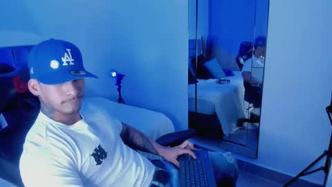 Snapshot of dammianmilleroficial chatting on October 8, 11:02 pm INSTAGRAM  DAMMIANMILLEROFICIAL online show from October 8, 11:02 pm