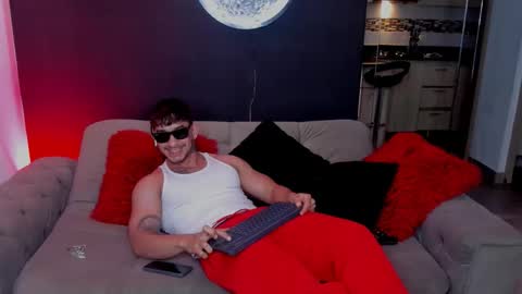 INSTAGRAM  DAMMIANMILLEROFICIAL online show from February 2, 11:25 pm