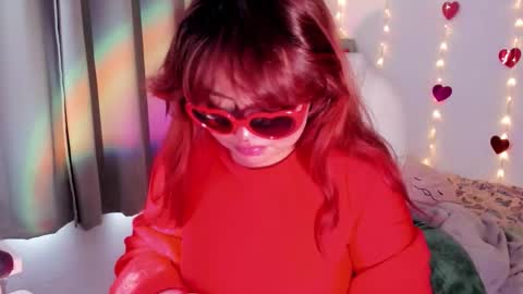 Snapshot of damn_that_booty chatting on February 14, 4:15 pm Criss online show from February 14, 4:15 pm