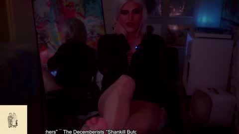 Snapshot of damngina39 chatting on February 2, 9:40 am damngina39 online show from February 2, 9:40 am