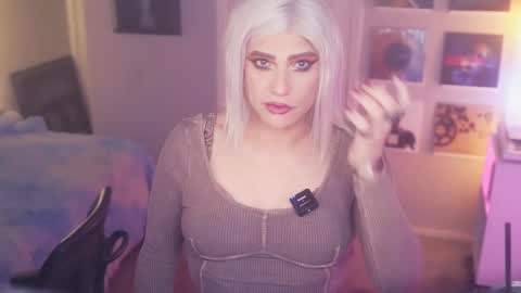 Snapshot of damngina39 chatting on March 9, 6:28 am damngina39 online show from March 9, 6:28 am