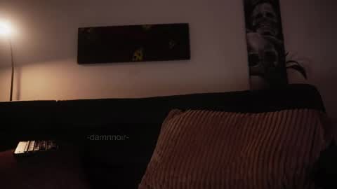 insta damn8   ---         -----  online show from April 21, 10:56 pm