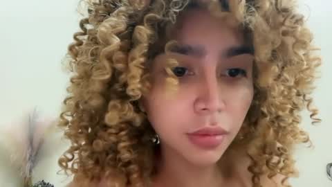 damnperfectxx online show from February 21, 2:23 am