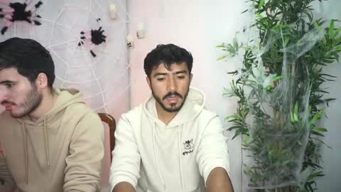 damon_frost online show from October 17, 7:05 pm