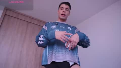 Snapshot of damon_nort chatting on February 17, 2:57 pm DEMON NORTH online show from February 17, 2:57 pm