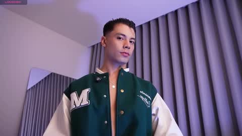 Snapshot of damon_nort chatting on March 21, 11:52 pm DEMON NORTH online show from March 21, 11:52 pm