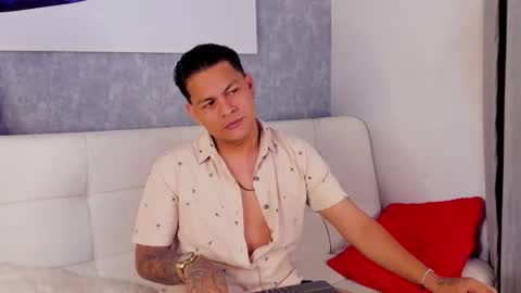 DAMON  online show from March 29, 6:46 am