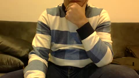 damoury69 online show from December 15, 7:18 pm