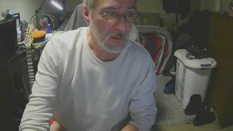 Snapshot of dan137111 chatting on March 25, 10:43 am dan137111 online show from March 25, 10:43 am