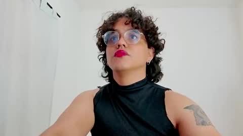 Diane Blosson online show from February 21, 1:39 am