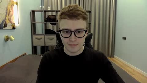 Snapshot of dan_leeroy chatting on January 8, 1:53 am Dany online show from January 8, 1:53 am