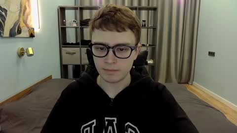 Snapshot of dan_leeroy chatting on February 1, 10:13 pm Dany online show from February 1, 10:13 pm