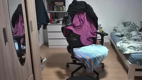 King Dan online show from November 18, 8:35 pm