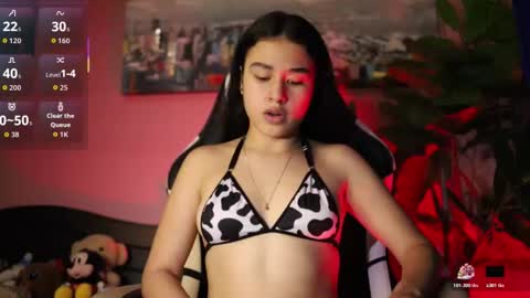 Snapshot of danaa_rousee_ chatting on March 23, 7:51 pm Dana Rouse online show from March 23, 7:51 pm