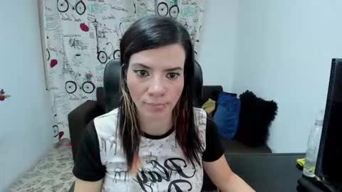 Danaa Rey online show from November 6, 4:30 pm