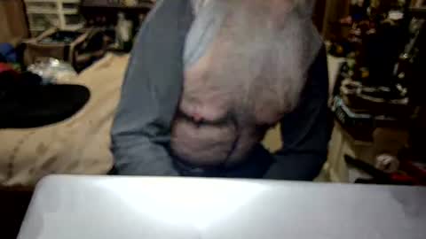 Snapshot of danagm chatting on February 11, 4:06 am Dana online show from February 11, 4:06 am