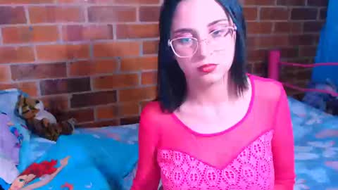 Snapshot of danaiisabella chatting on September 27, 12:48 am dana online show from September 27, 12:48 am