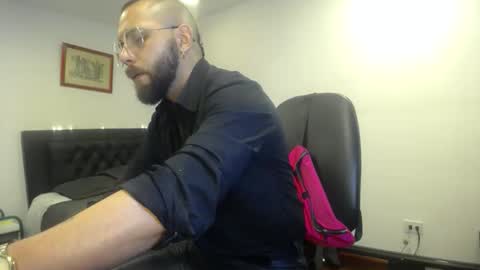 danbury online show from February 6, 9:40 pm