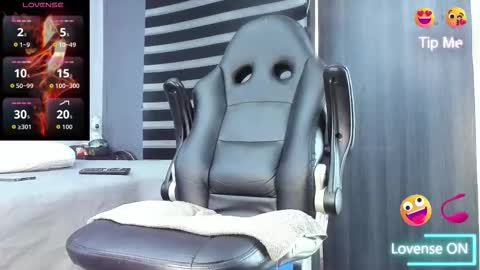 Dancel online show from November 29, 1:36 pm