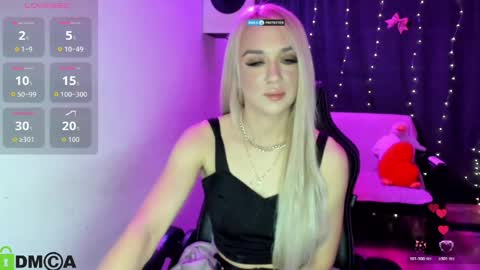 dances_queen online show from May 11, 7:03 am