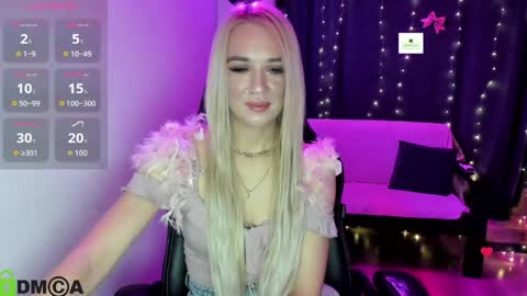 dances_queen online show from May 14, 8:59 pm