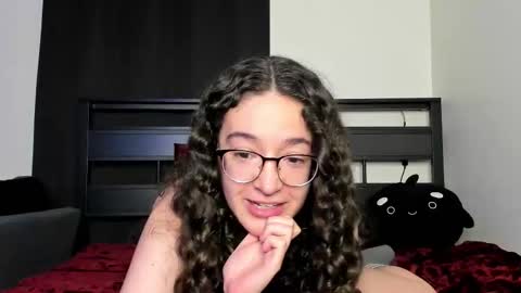 Snapshot of dancing_fae chatting on February 15, 6:54 am Fae online show from February 15, 6:54 am