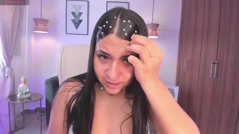 Dandara   online show from November 3, 7:04 pm