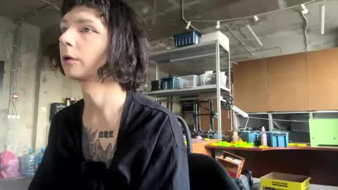 Snapshot of dandelion_sea chatting on September 23, 11:35 am dandelion_sea online show from September 23, 11:35 am