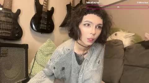 Snapshot of dandelion_sea chatting on September 26, 10:03 pm dandelion_sea online show from September 26, 10:03 pm