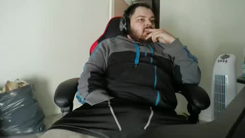 Snapshot of dandi199 chatting on March 26, 3:17 pm dandi199 online show from March 26, 3:17 pm