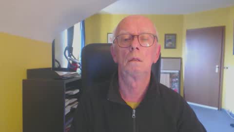 dandotamoon online show from November 4, 8:46 am