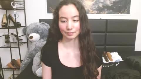 Lea lei-a online show from November 23, 2:55 am