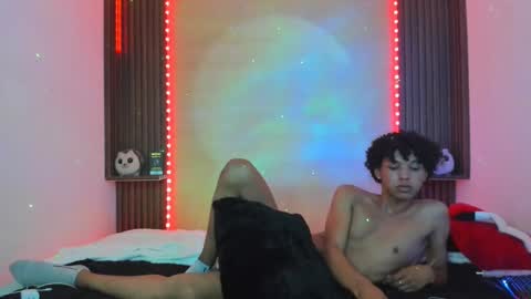 Dandy wolf online show from December 3, 6:15 am